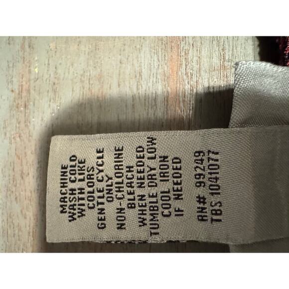 Catherine’s Top Size 4X Black/Red Knit - Picture 7 of 7